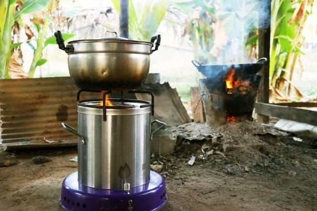 FG introduces wood-saving stove to North East over climate change