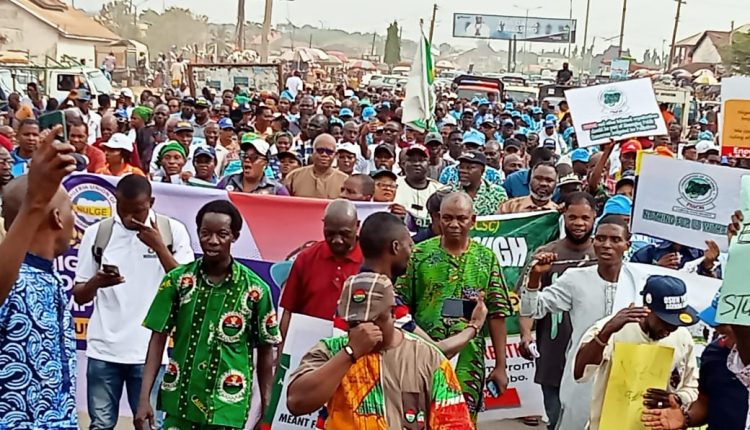 Osun NLC joins protest, condemns current economic hardship