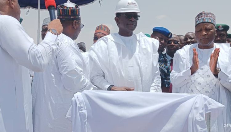 Dangiwa, Buni break ground for FG’s Renewed Hope Estate in Yobe