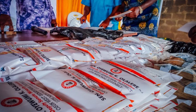 Sen. Oyewumi Empowers Farmers in Osun West, Harps on the need to go back to farm