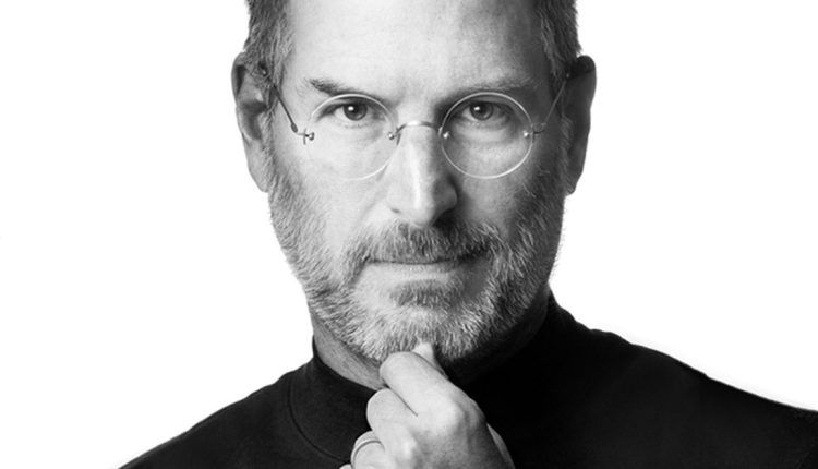 AI-Enhanced Presentations: Blending Steve Jobs' Principles with Technological Innovation for Future Workplace Success