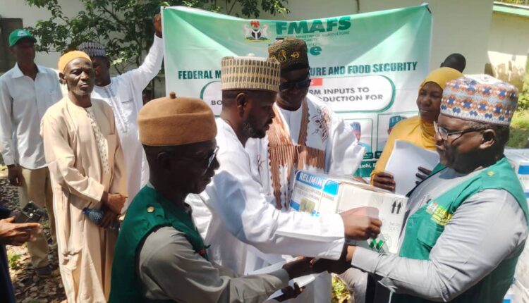 FG flags off input distribution to Bauchi Farmers, reaffirms commitment to food security