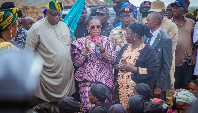 Mutfwang: Attack on Bin Mper Community, Attack on Me